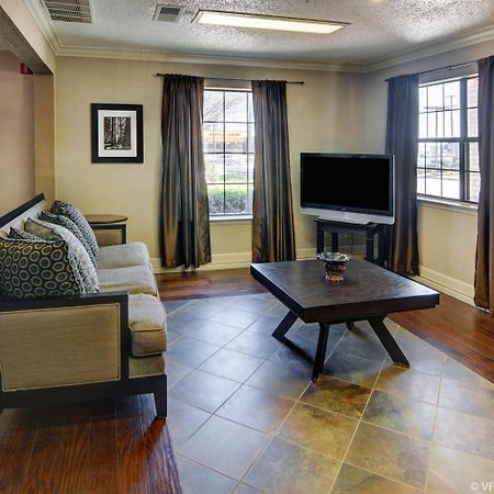 Quality Inn & Suites Weatherford Buitenkant foto