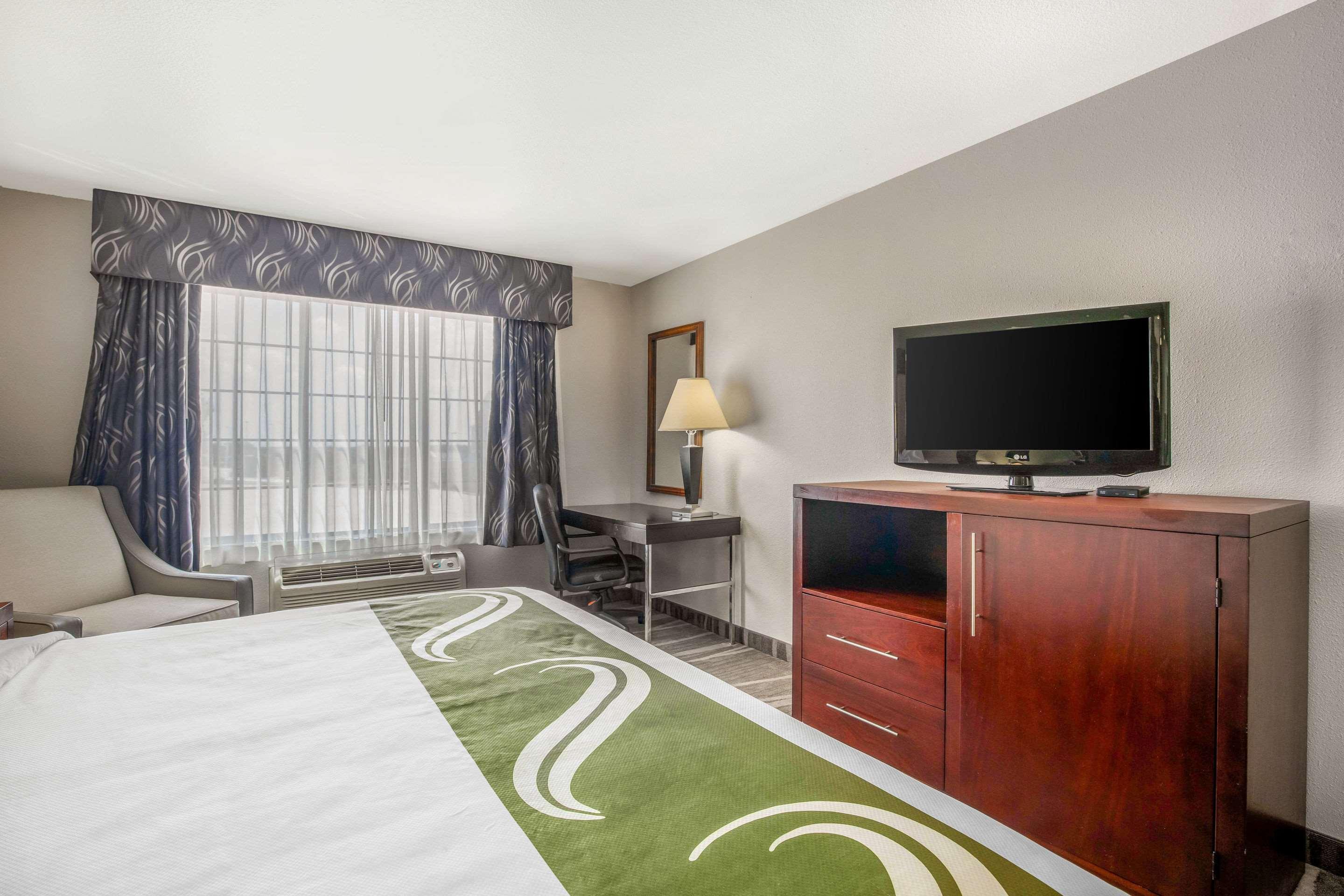 Quality Inn & Suites Weatherford Buitenkant foto