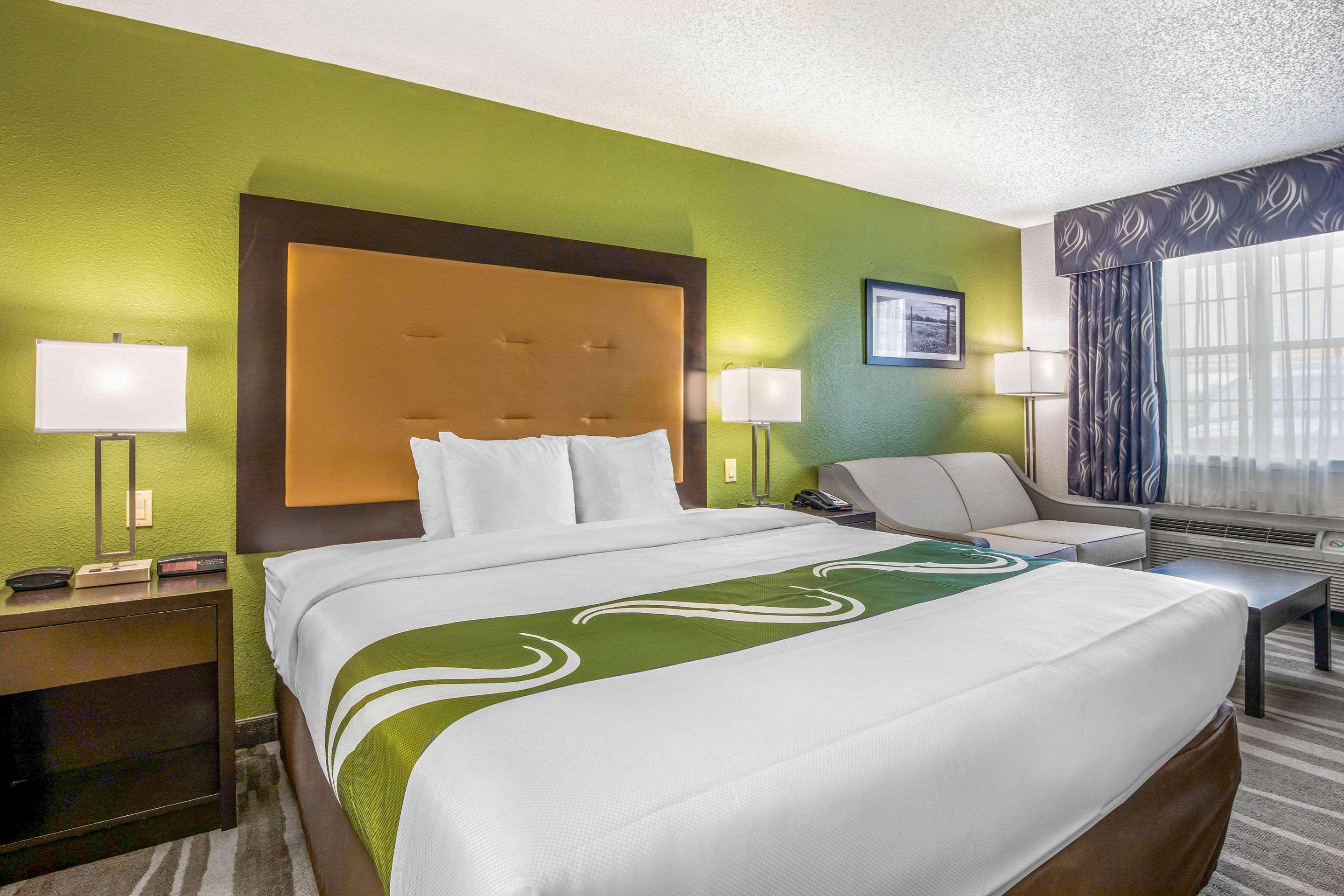 Quality Inn & Suites Weatherford Buitenkant foto