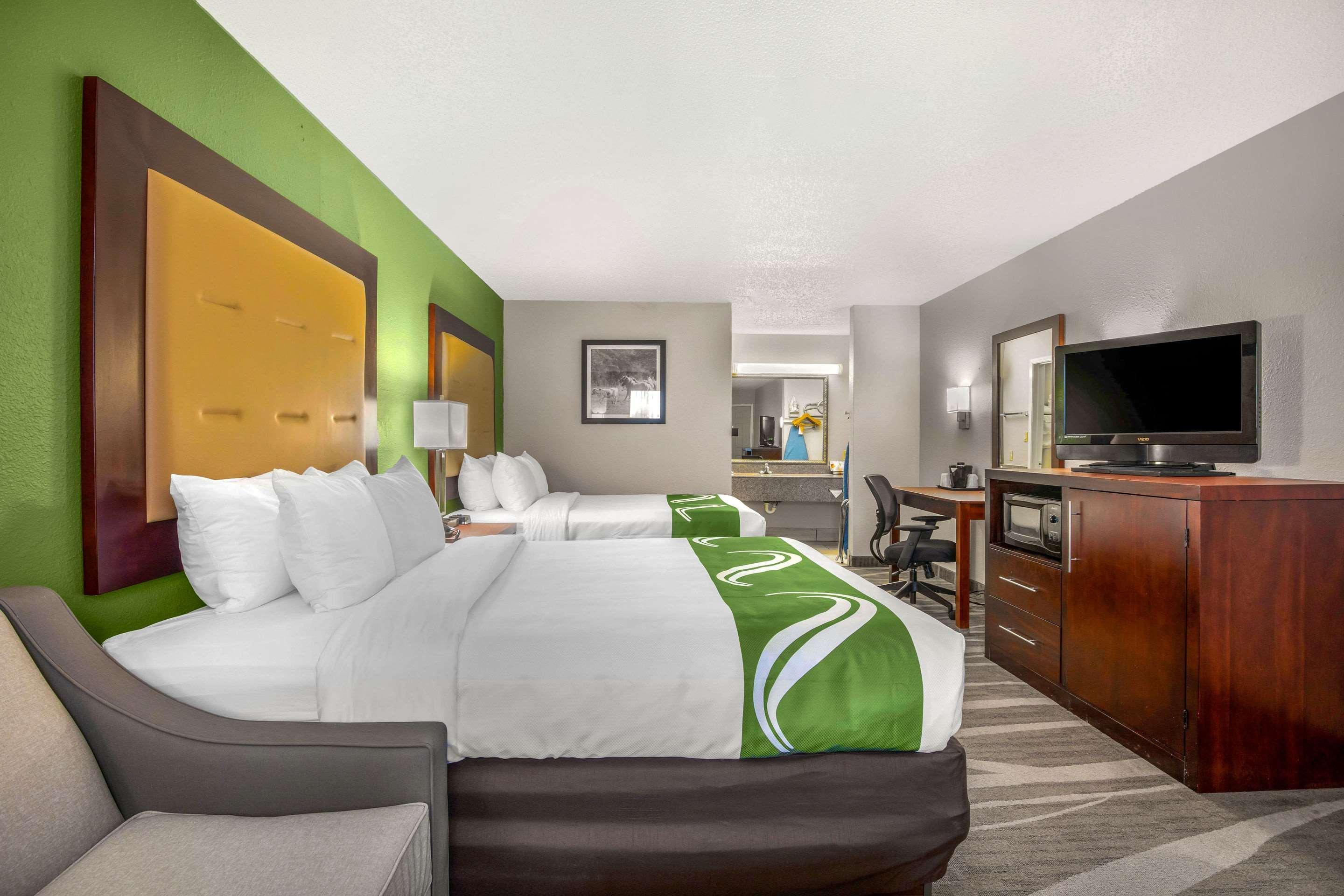 Quality Inn & Suites Weatherford Buitenkant foto