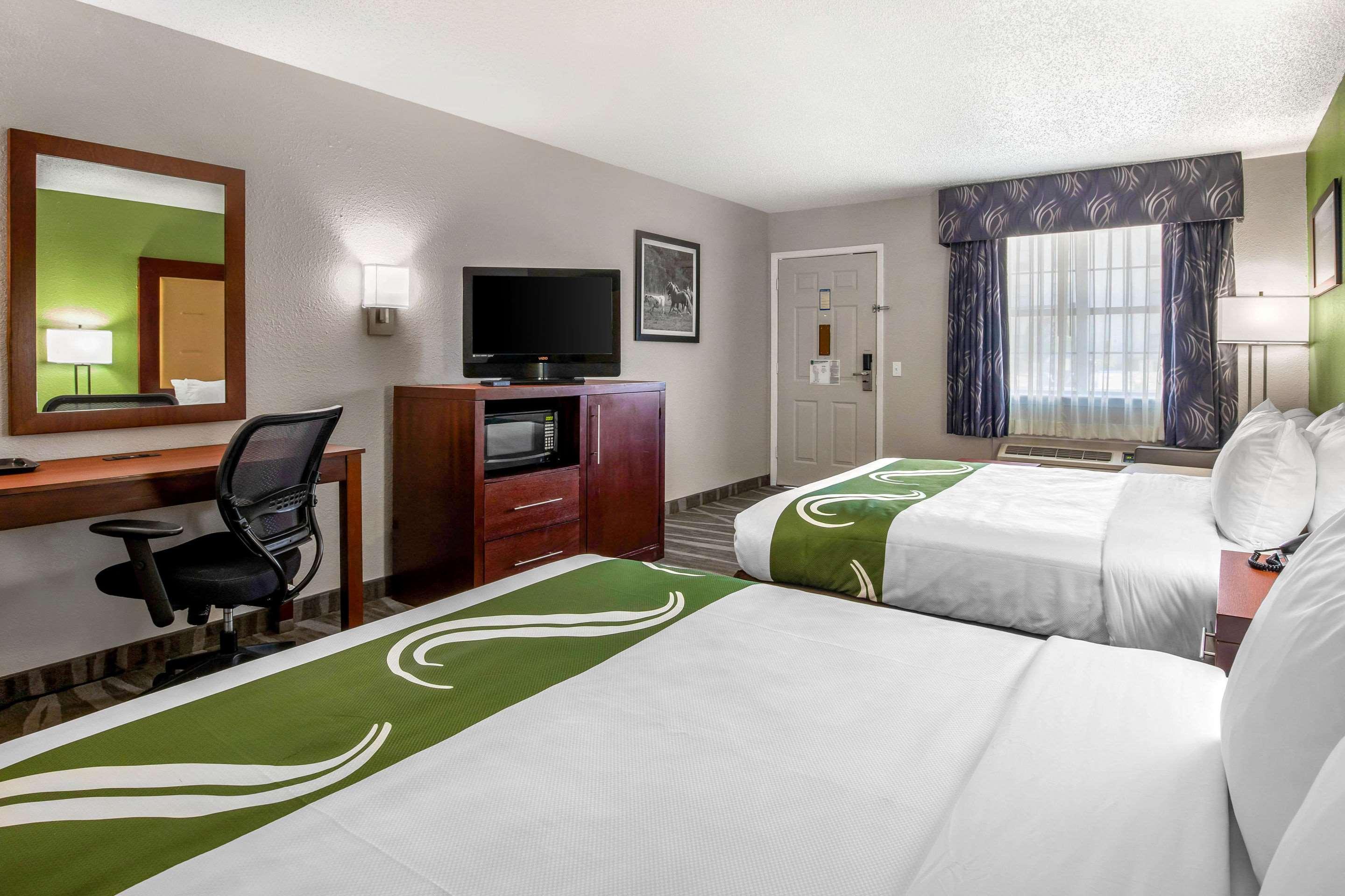 Quality Inn & Suites Weatherford Buitenkant foto