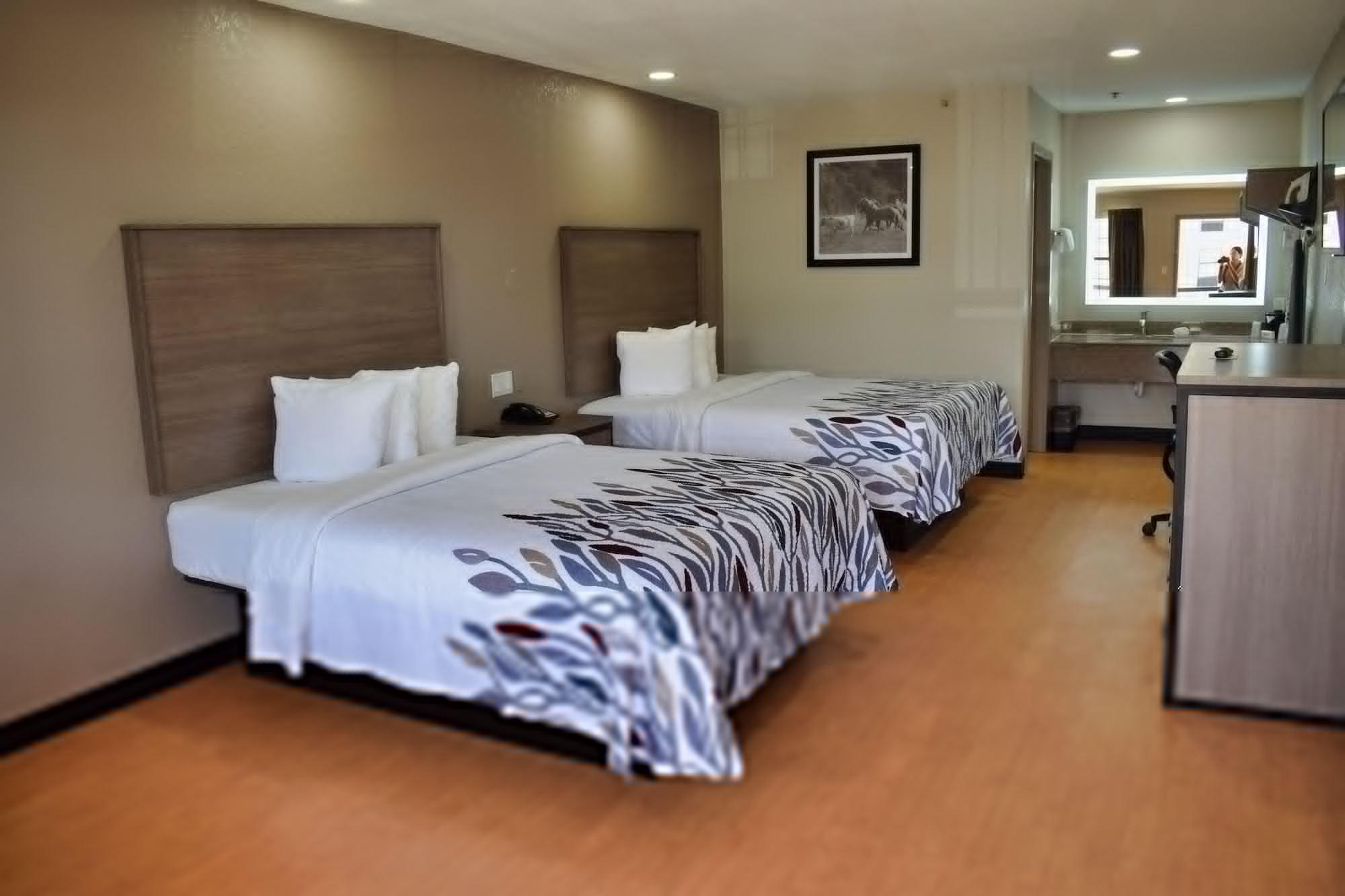Quality Inn & Suites Weatherford Buitenkant foto
