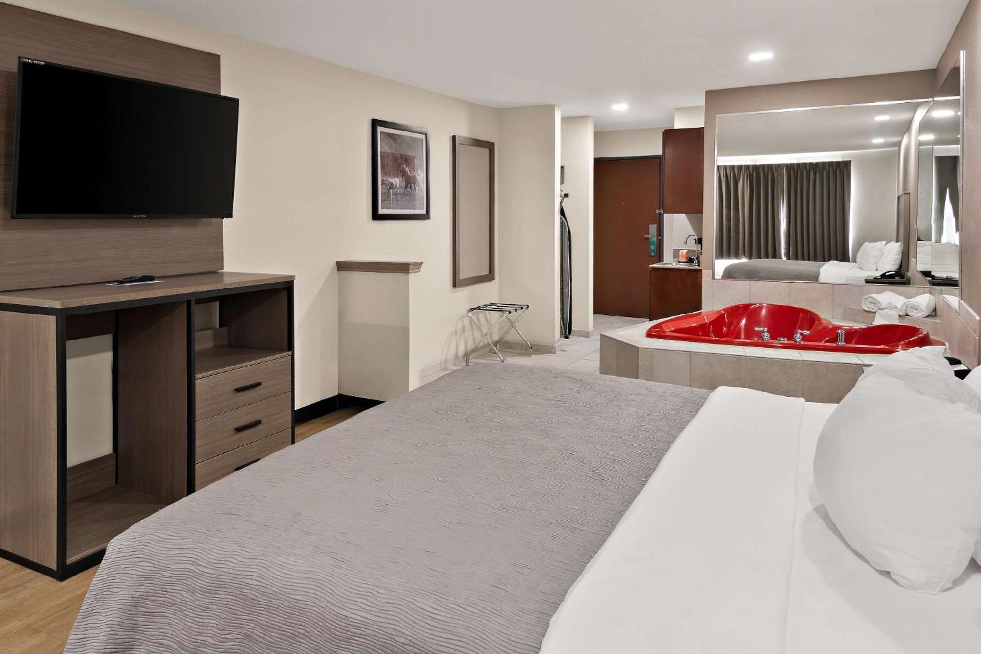 Quality Inn & Suites Weatherford Buitenkant foto