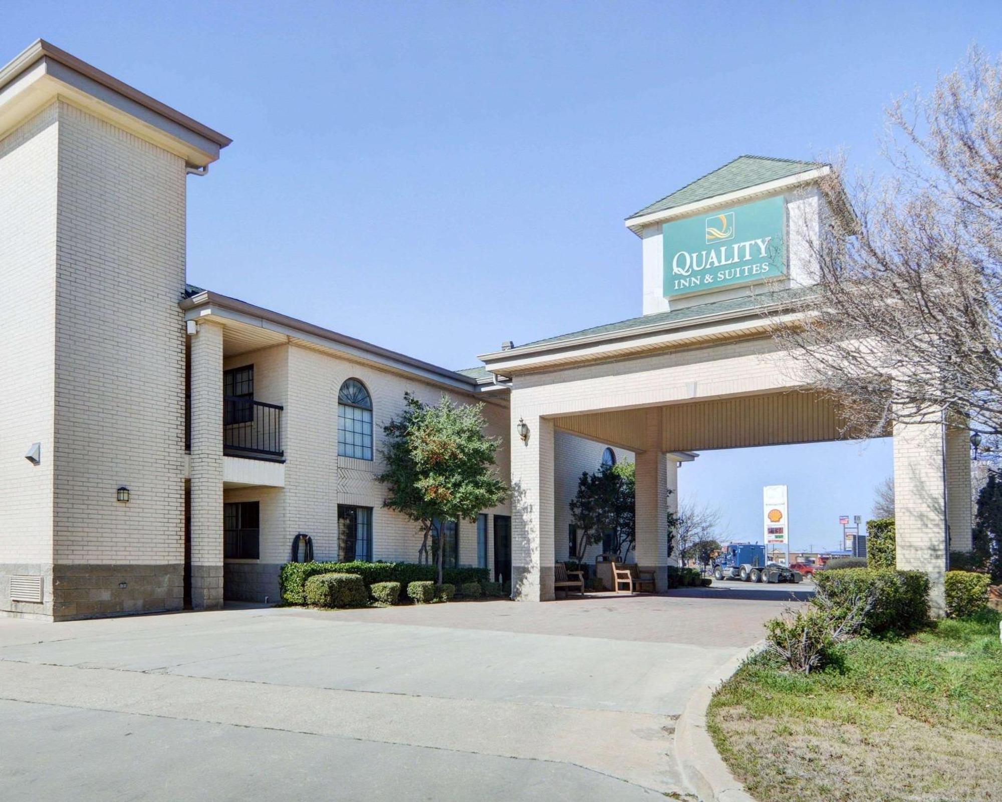 Quality Inn & Suites Weatherford Buitenkant foto