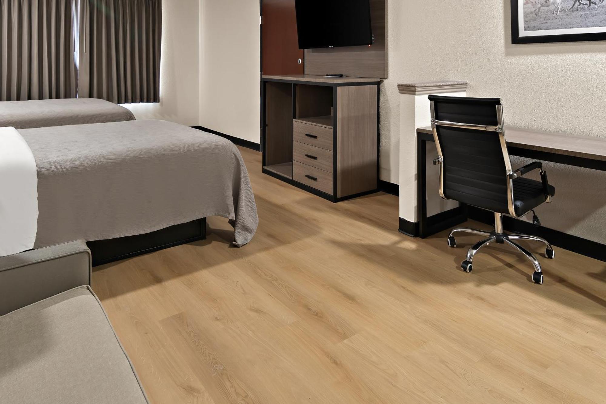 Quality Inn & Suites Weatherford Buitenkant foto