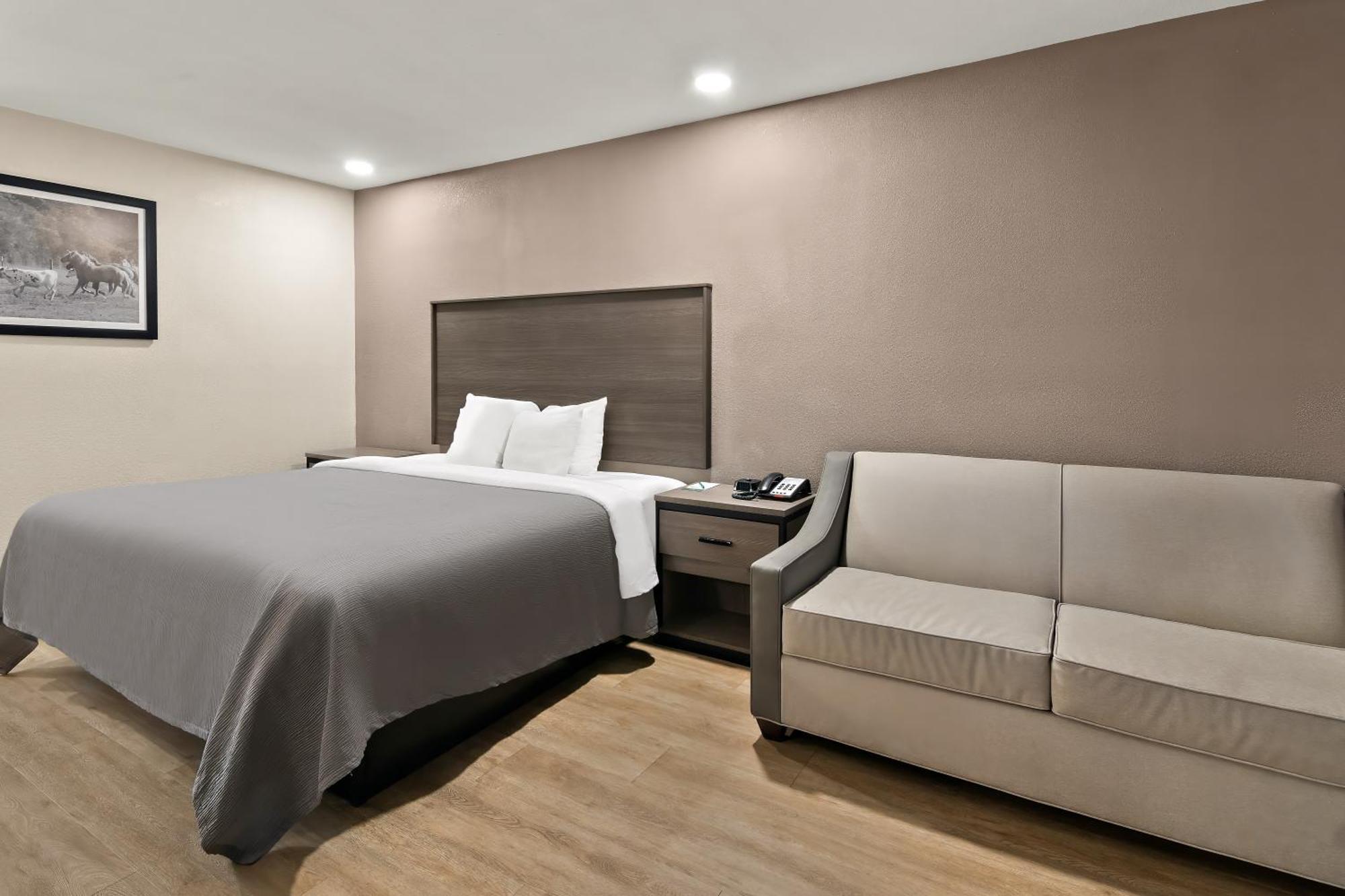 Quality Inn & Suites Weatherford Buitenkant foto