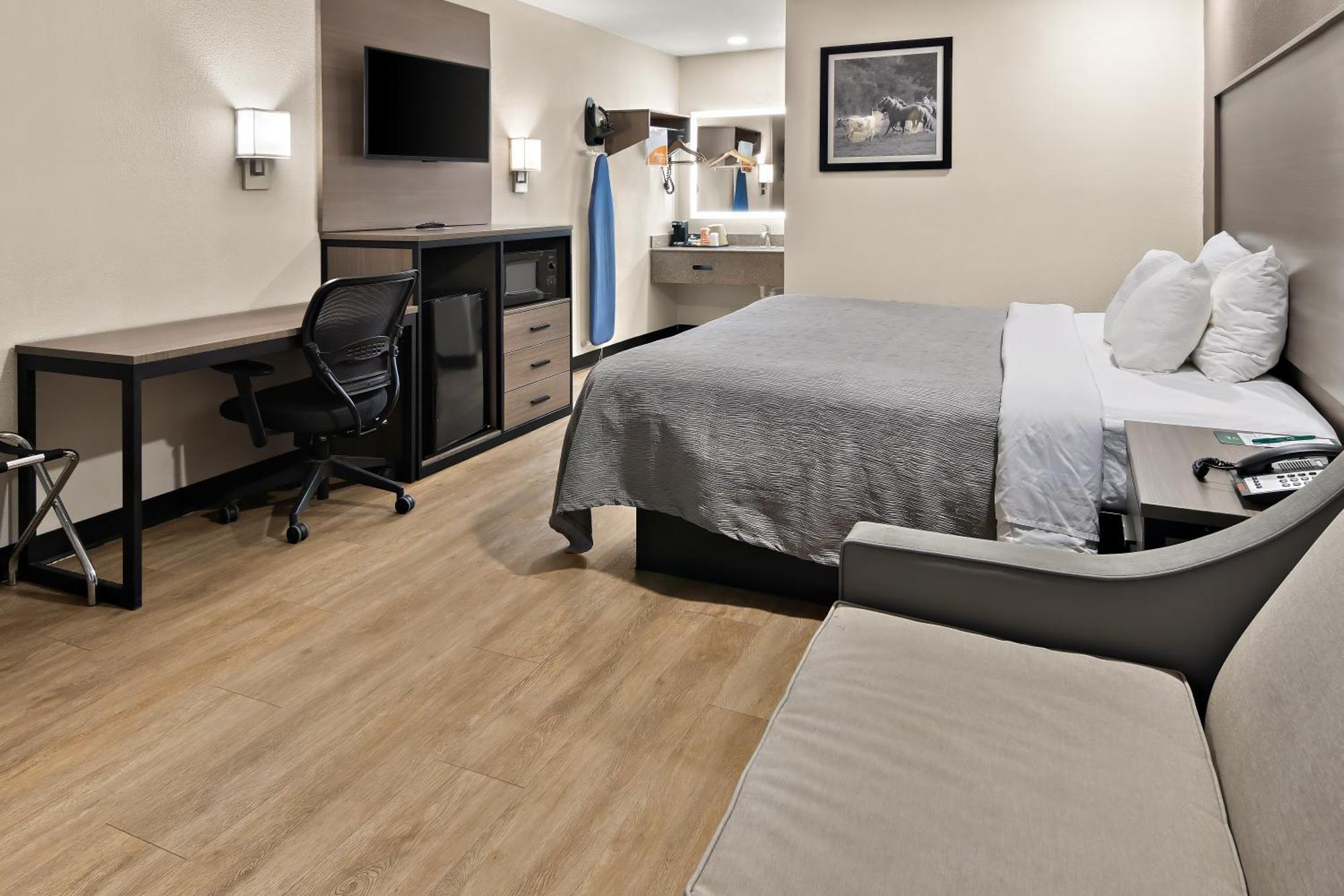 Quality Inn & Suites Weatherford Buitenkant foto