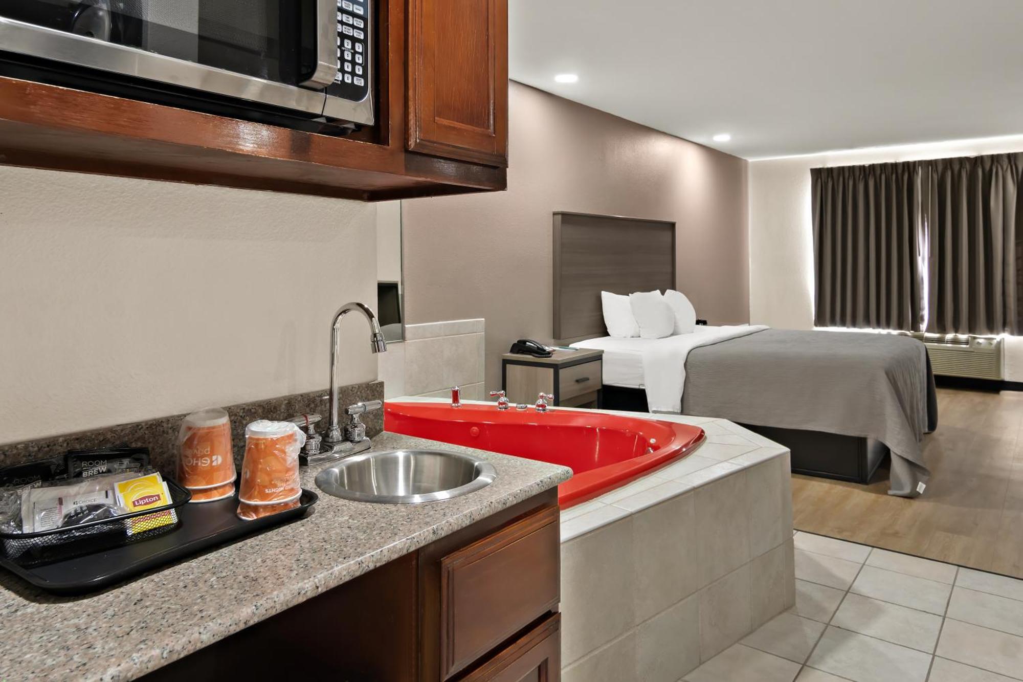 Quality Inn & Suites Weatherford Buitenkant foto