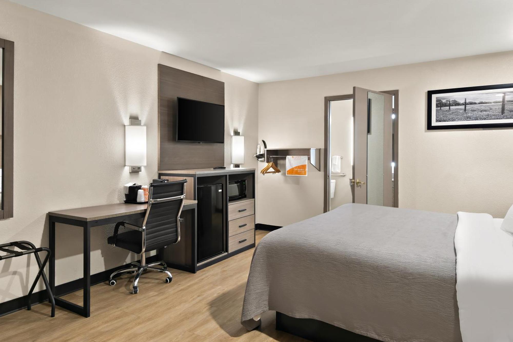 Quality Inn & Suites Weatherford Buitenkant foto