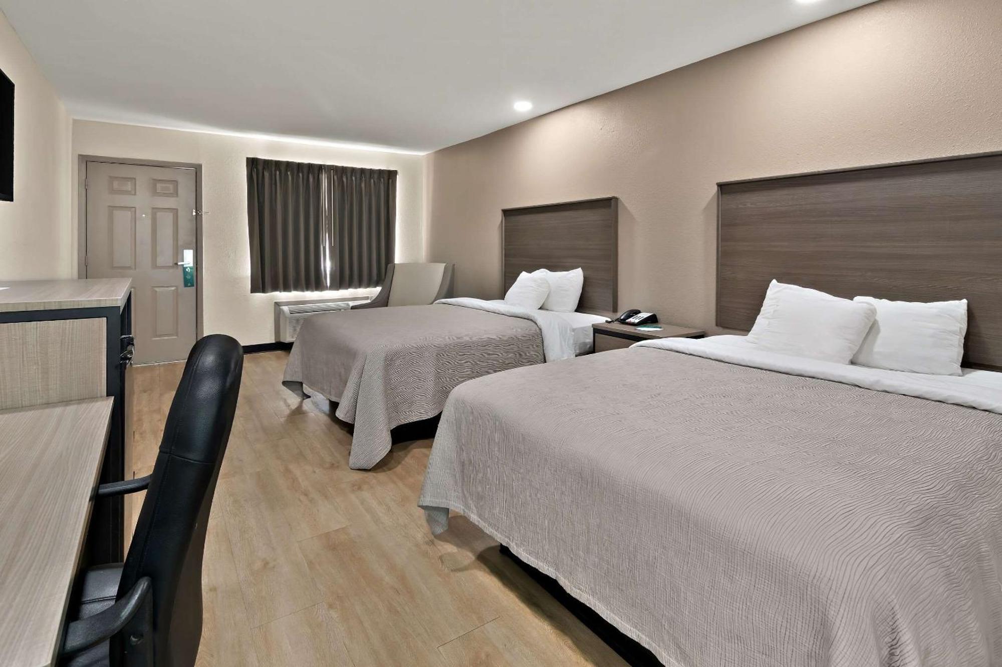 Quality Inn & Suites Weatherford Buitenkant foto